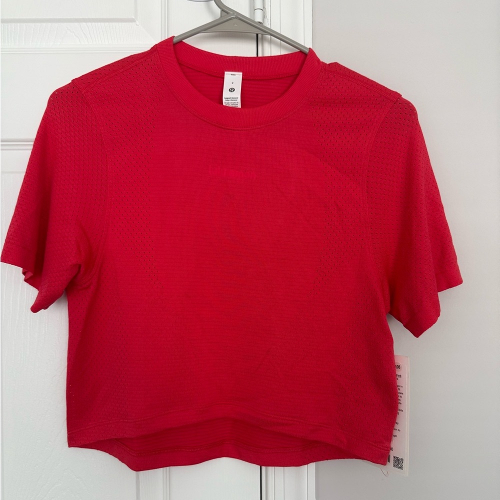 Lululemon Swiftly High-Low Cropped Short Sleeve